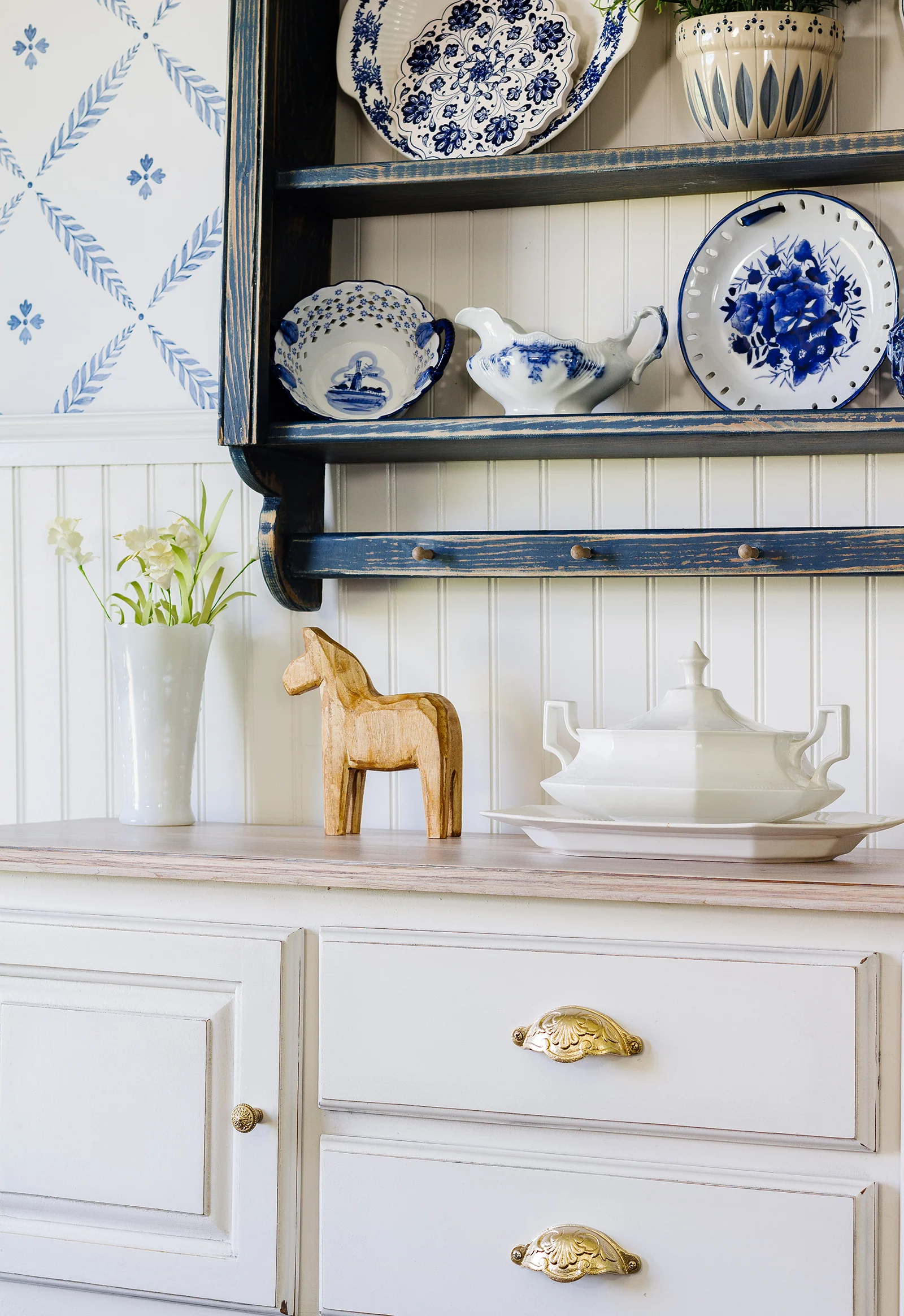 Gustavian White - Image 4